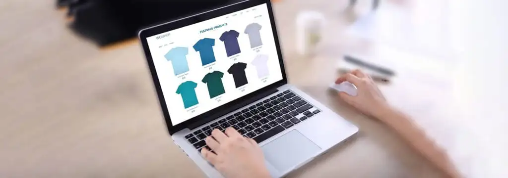 Guide til søkemotoroptimalisering for nettbutikker på en laptop